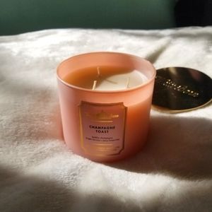 White Barn | Candle | Champagne Toast